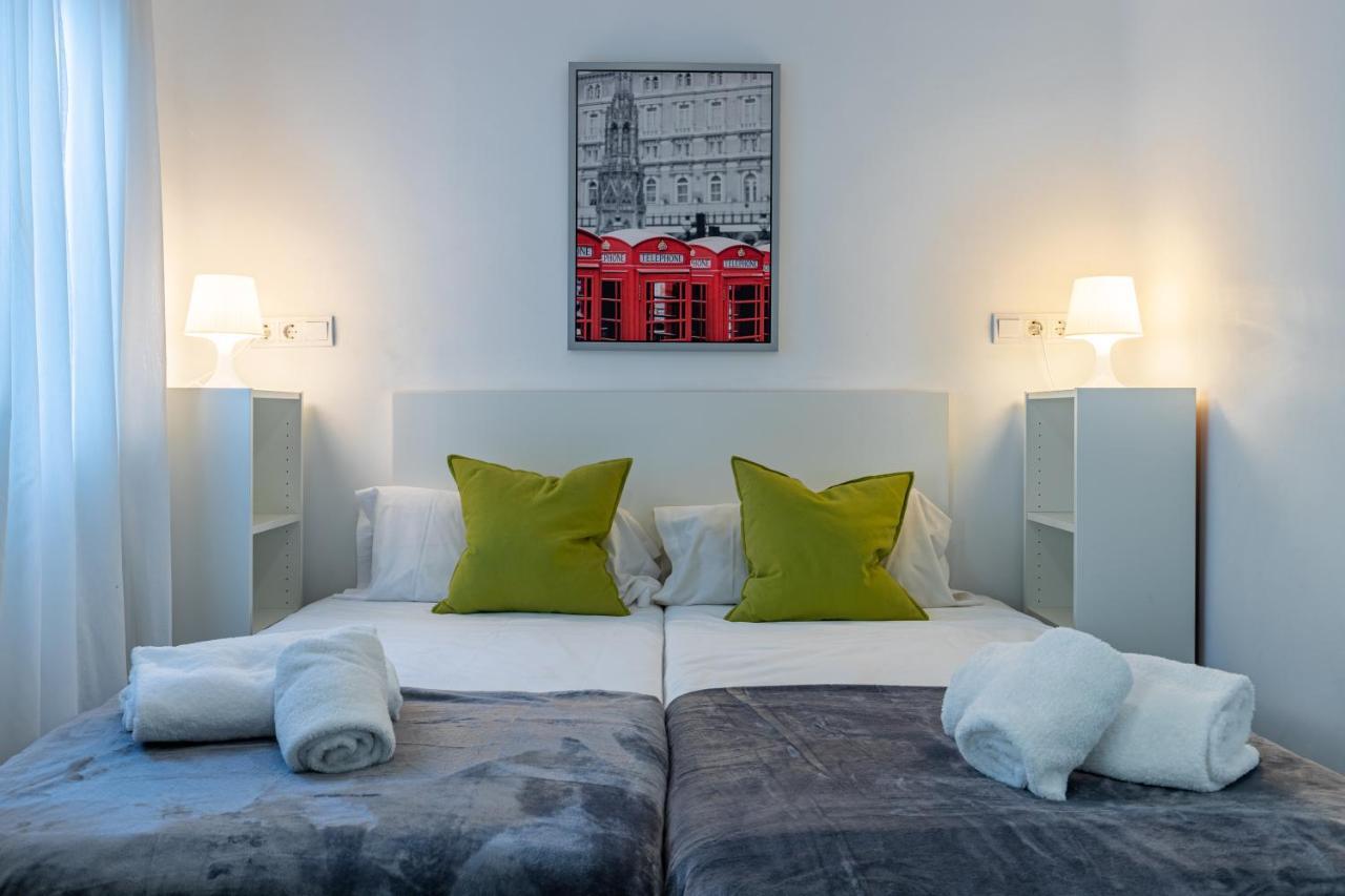 Fun Building Terraces By Homeabout Malaga Bagian luar foto